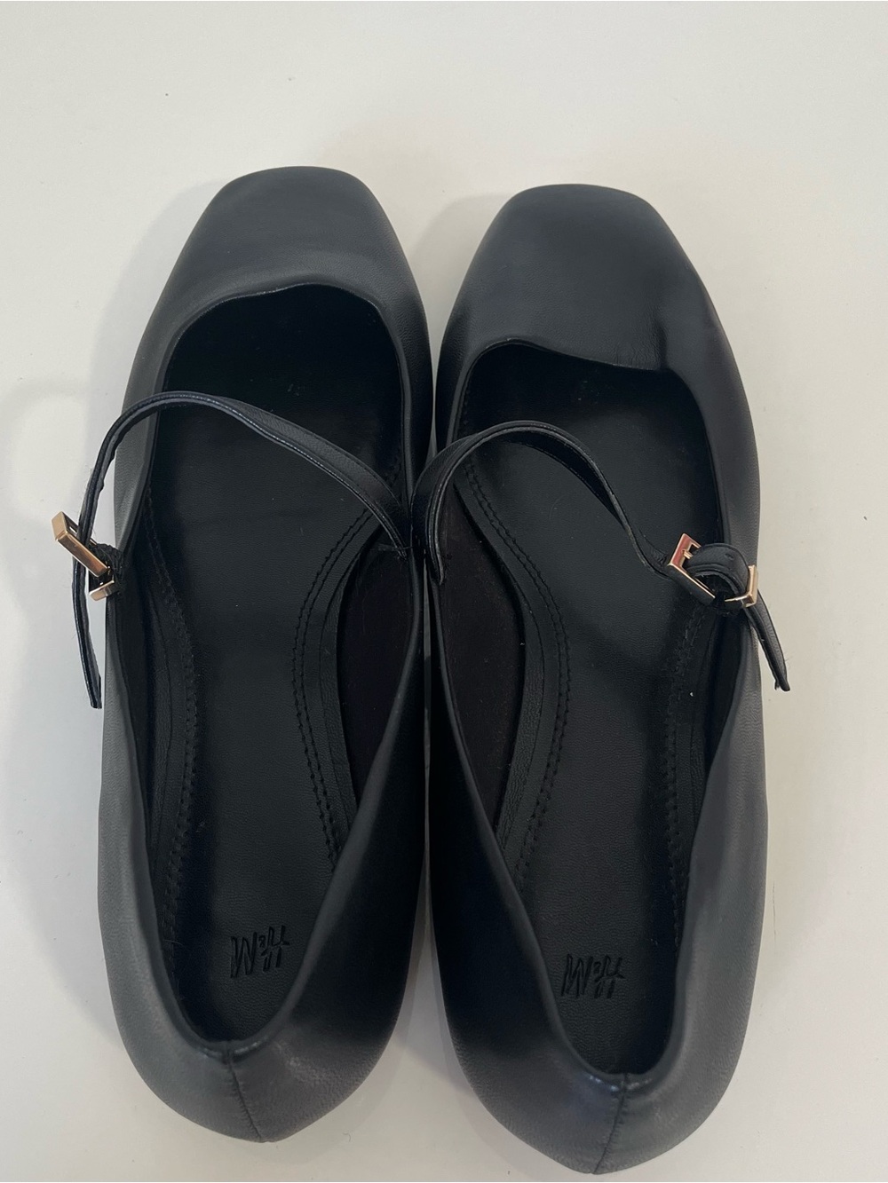 H&M Black Mary Jane Flats with Gold Buckle - Picture 4 of 5